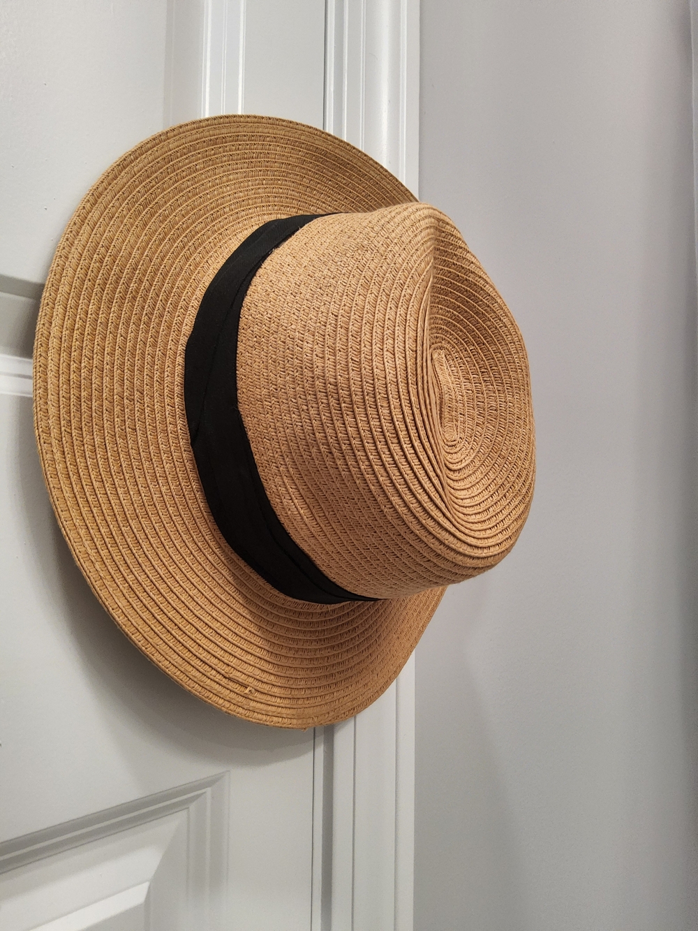 Wide-Brim Straw Sun Hat with Black Band - Tan